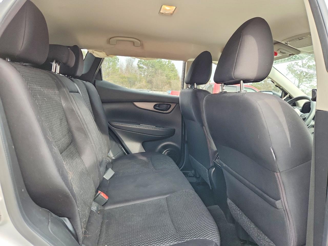 2019 NISSAN ROGUE SPORT S photo 10