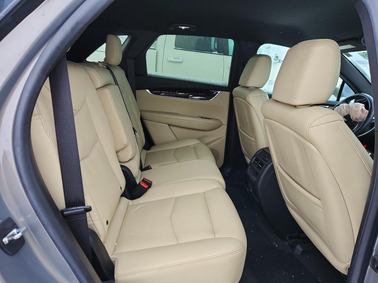 2017 CADILLAC XT5 photo 10