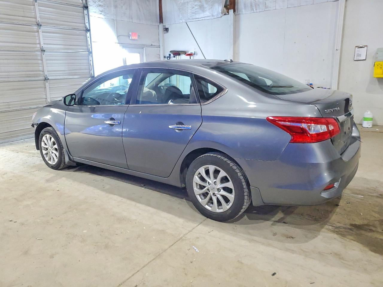 2018 NISSAN SENTRA S photo 2