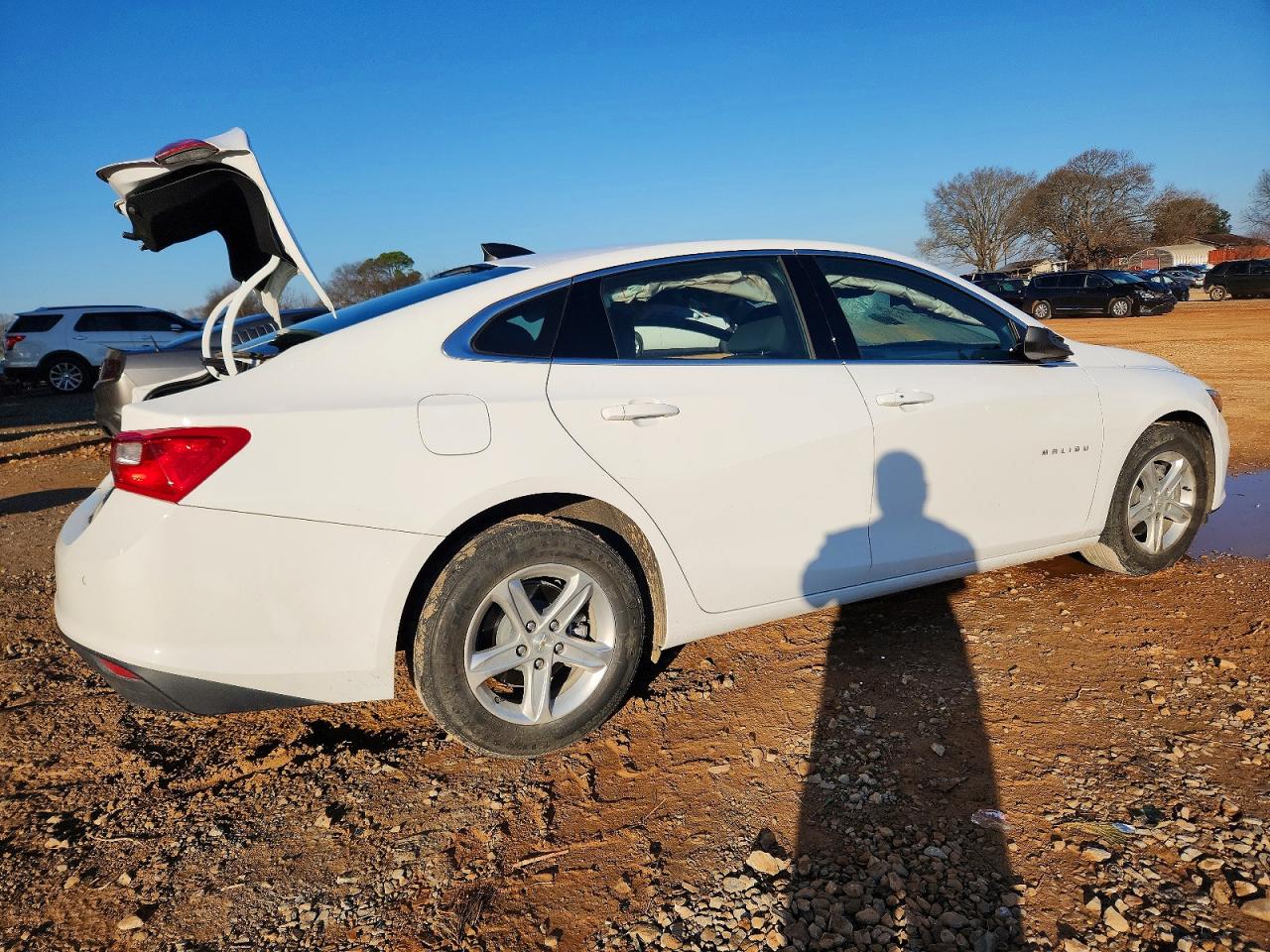 2024 CHEVROLET MALIBU LS photo 5