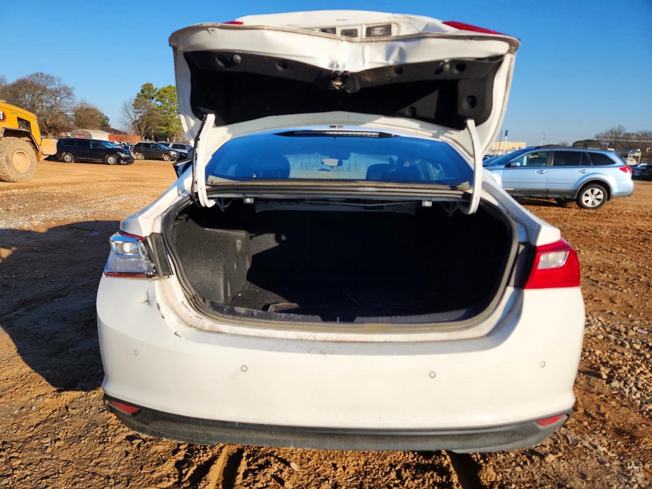 2024 CHEVROLET MALIBU LS photo 11