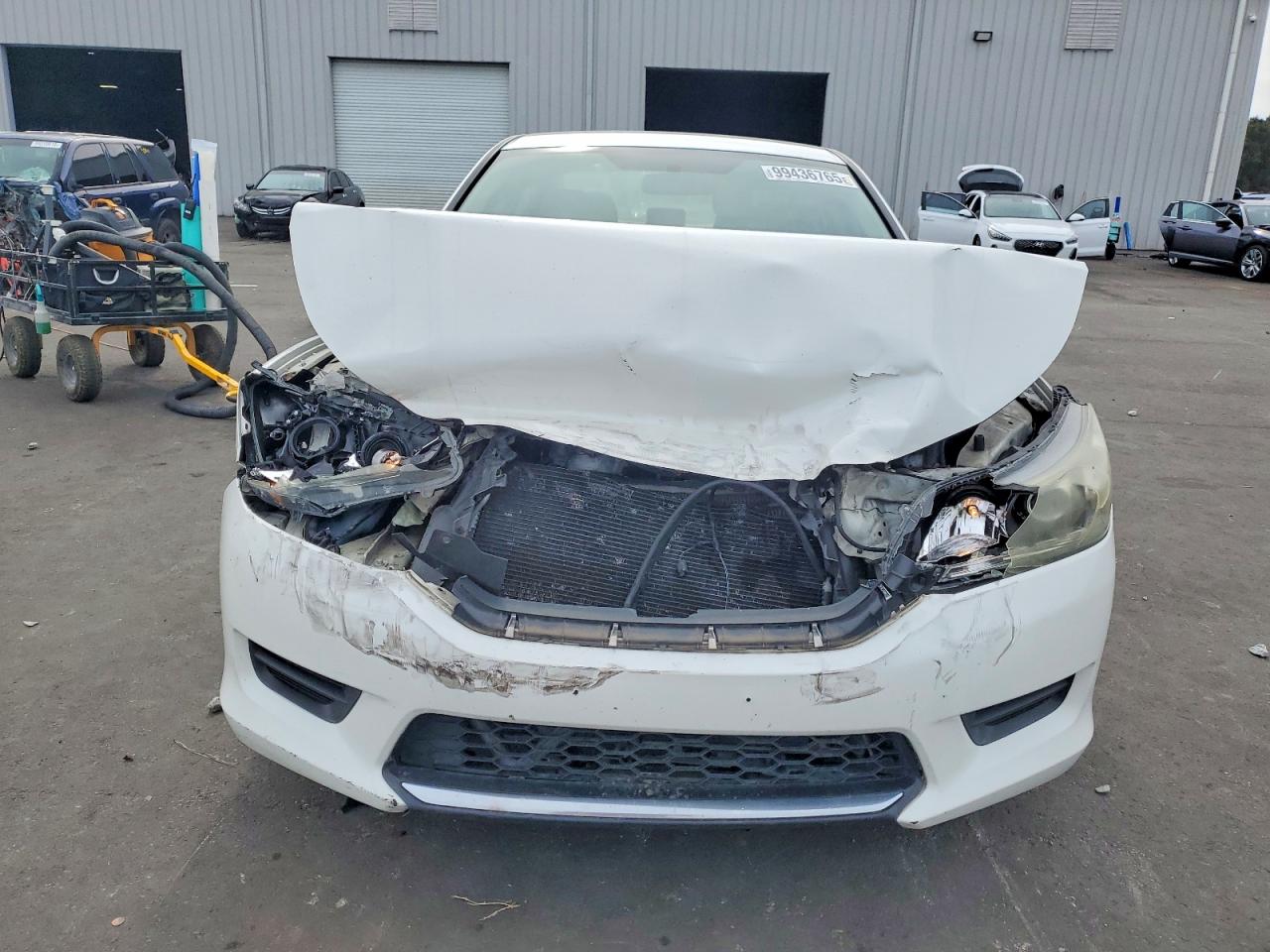 2013 HONDA ACCORD LX photo 5