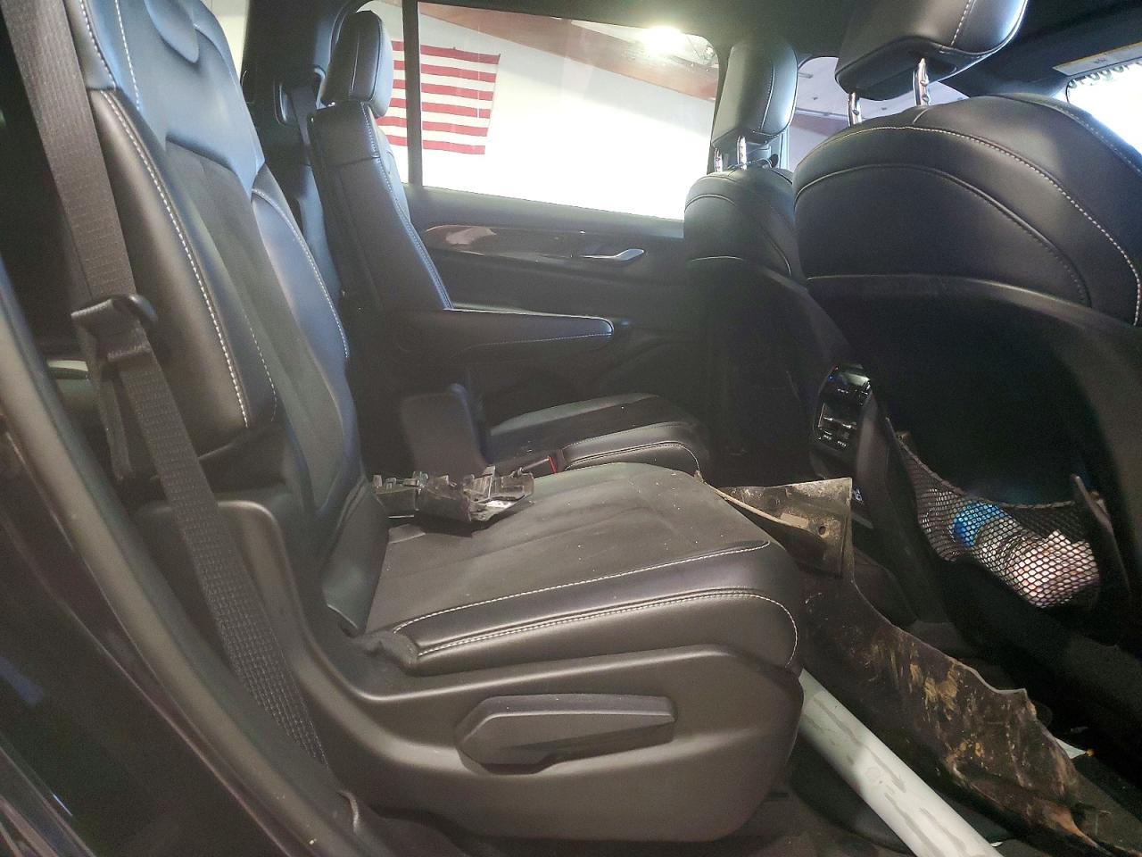 2023 JEEP GRAND CHEROKEE L LAREDO photo 11