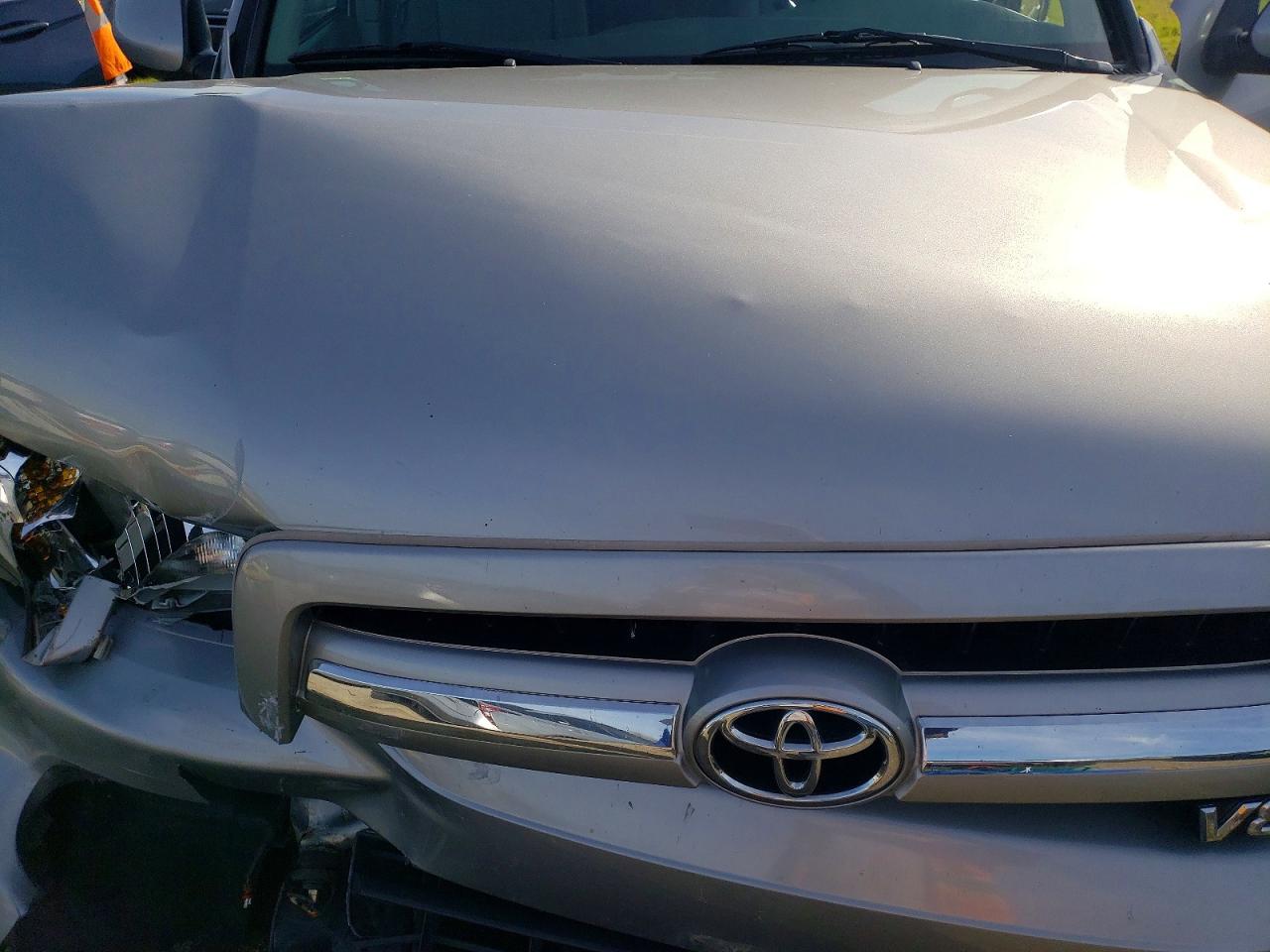 2006 TOYOTA SEQUOIA SR5 photo 12