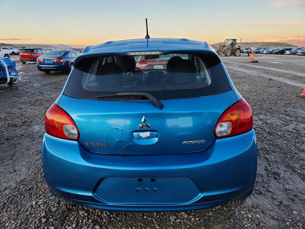 2015 MITSUBISHI MIRAGE DE photo 6