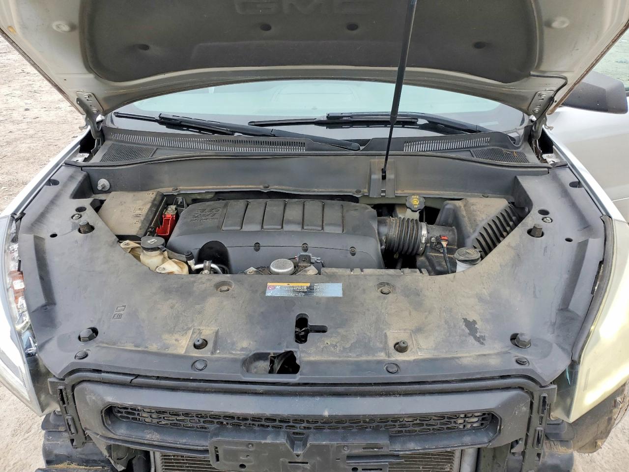 2015 GMC ACADIA SLE photo 12
