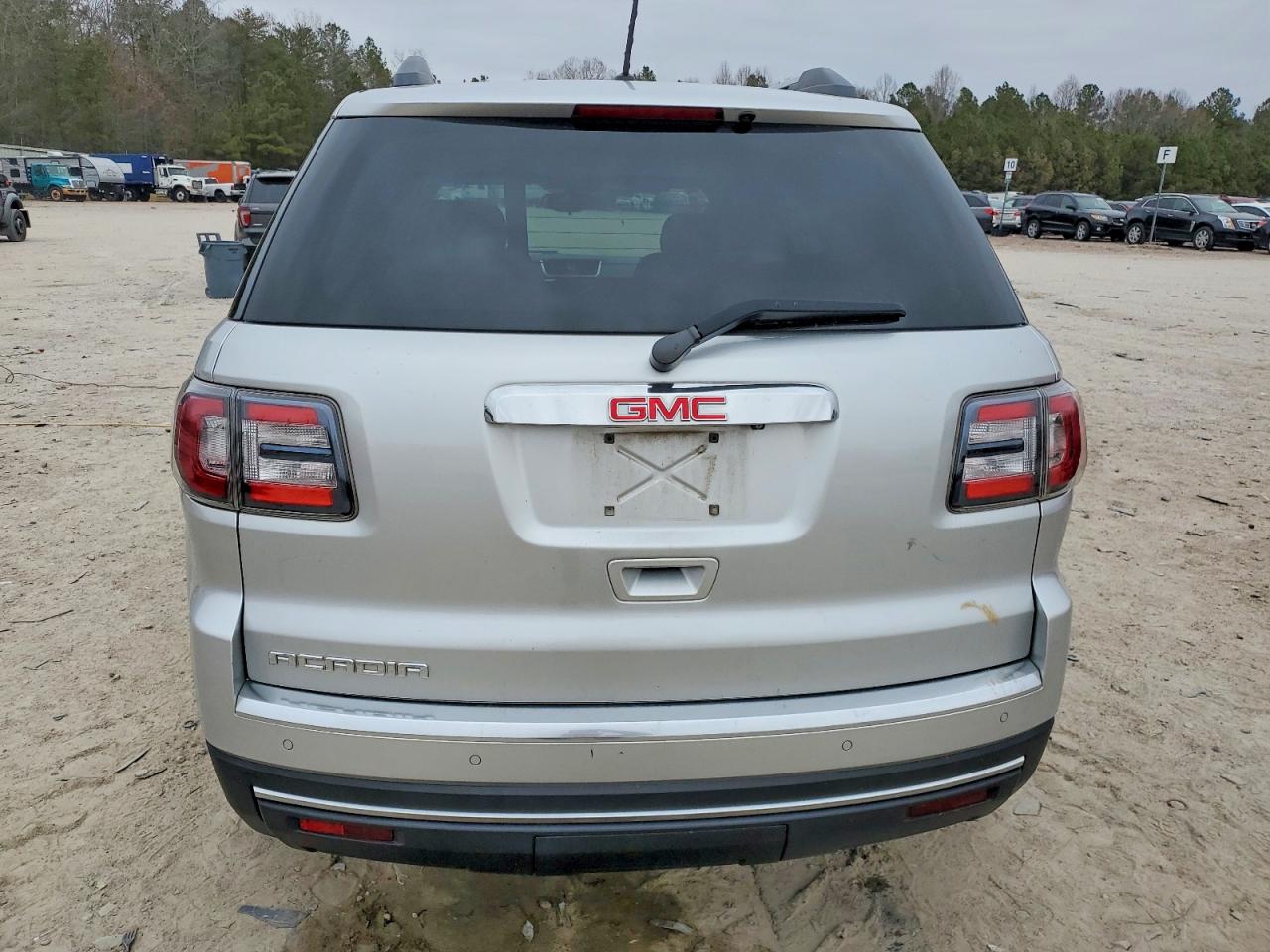 2015 GMC ACADIA SLE photo 6