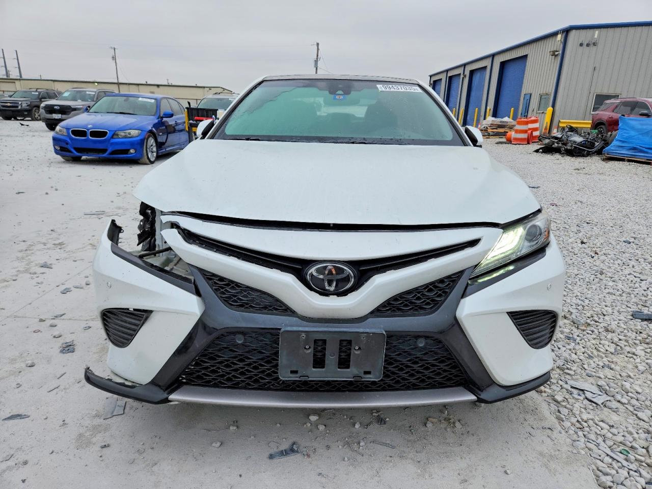 2018 TOYOTA CAMRY XSE photo 5