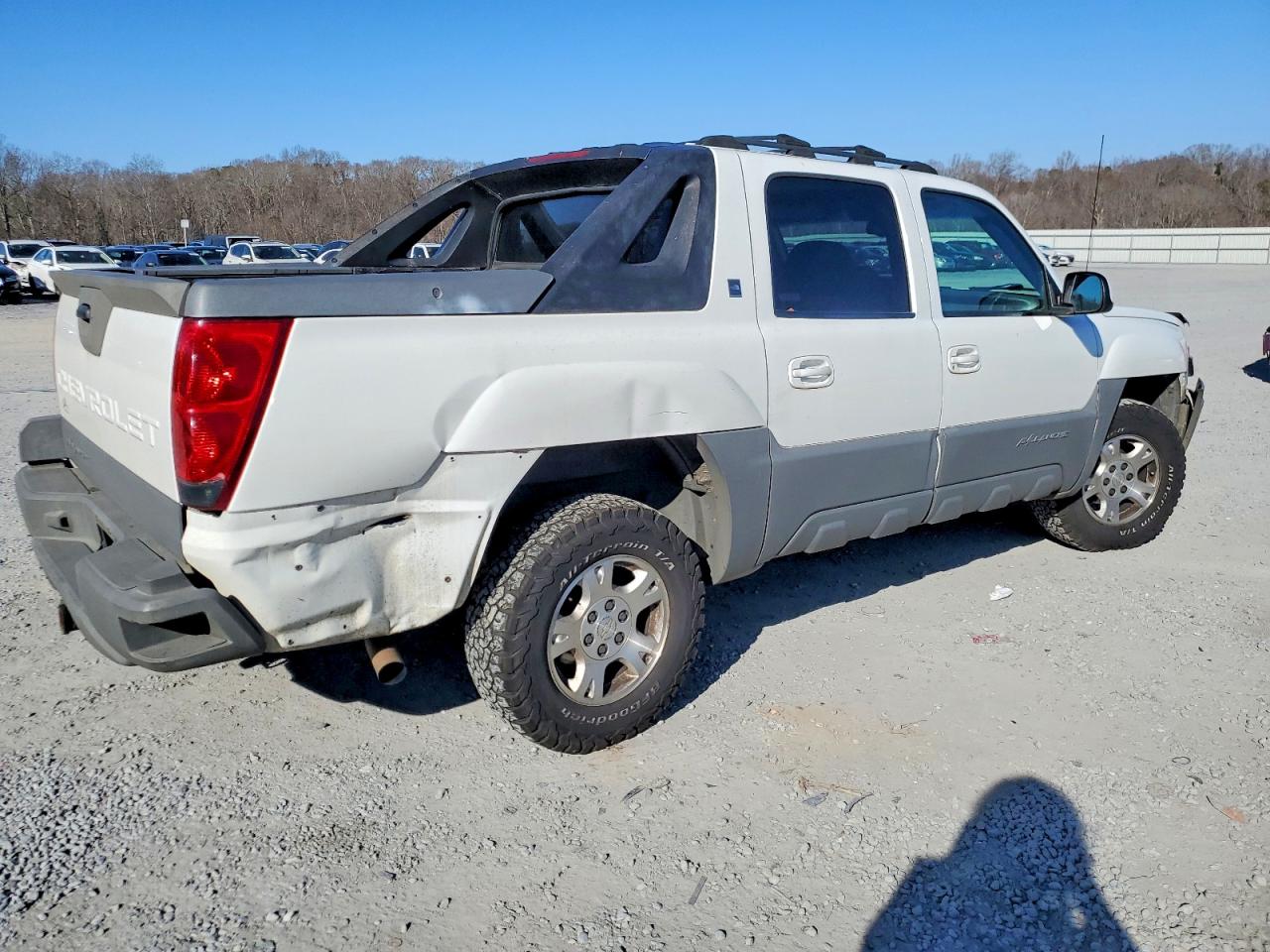 2002 CHEVROLET AVALANCHE K1500 photo 3