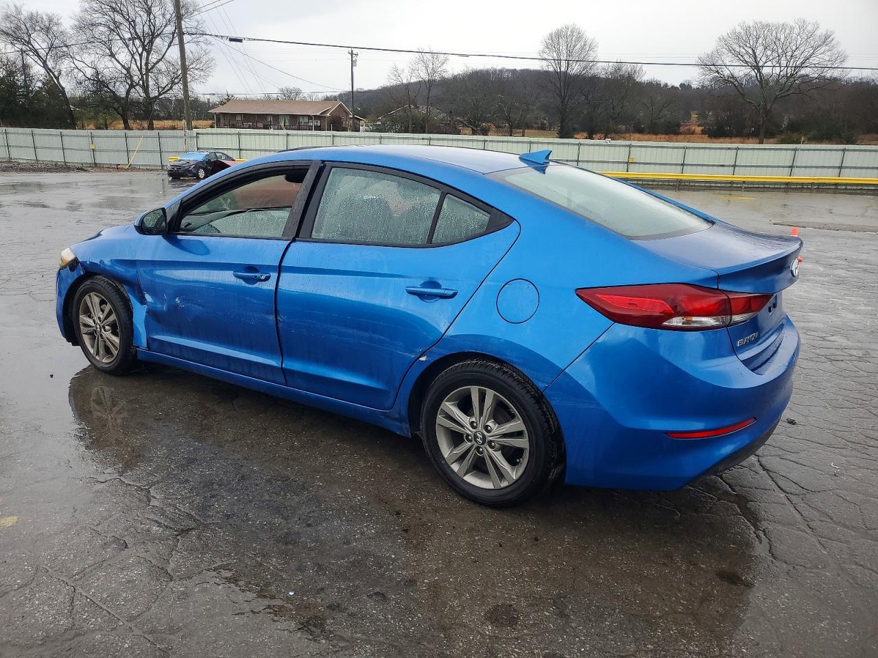 2017 HYUNDAI ELANTRA SE photo 2
