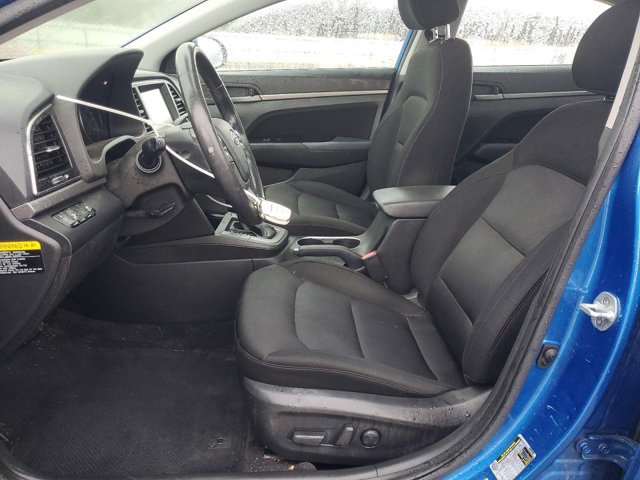 2017 HYUNDAI ELANTRA SE photo 7