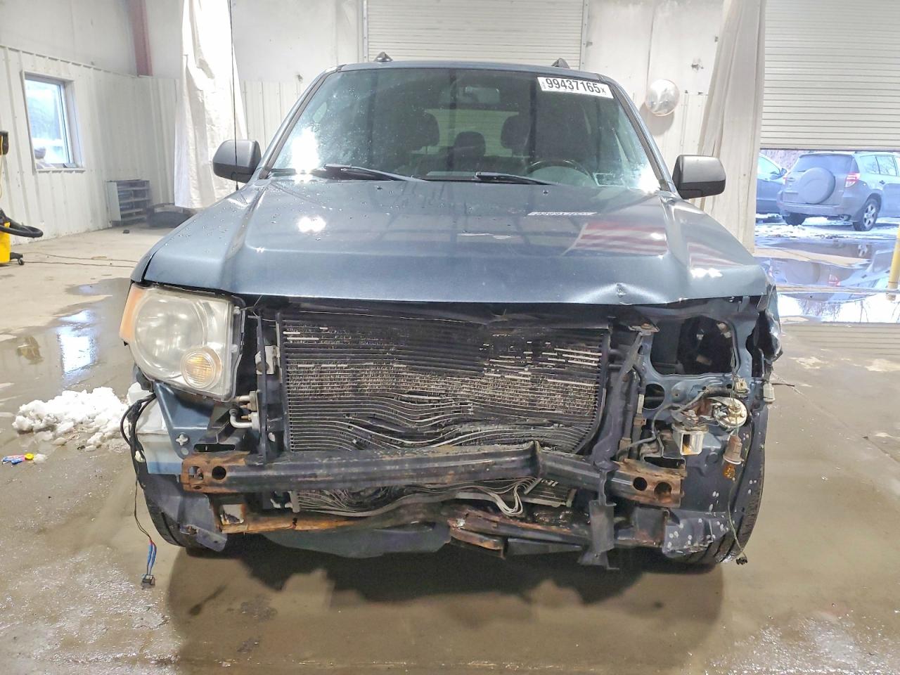 2010 FORD ESCAPE XLT photo 9