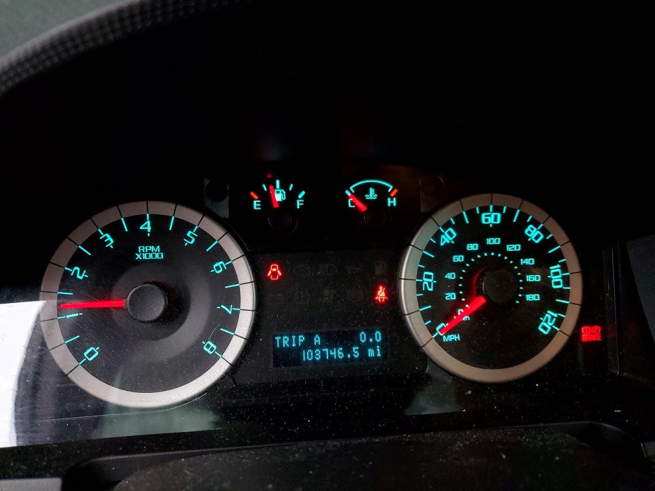 2010 FORD ESCAPE XLT photo 17