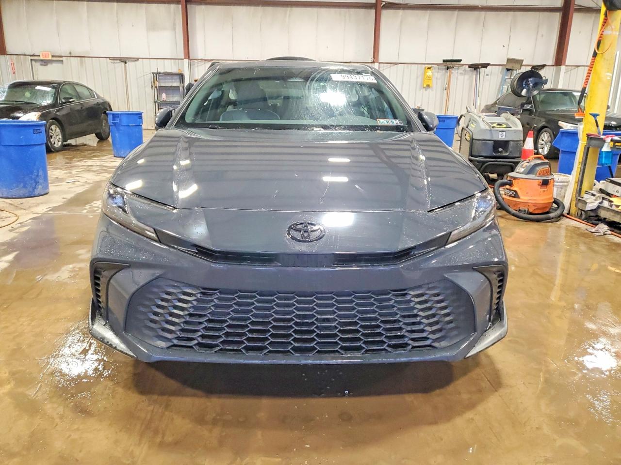 2026 TOYOTA CAMRY SE photo 5