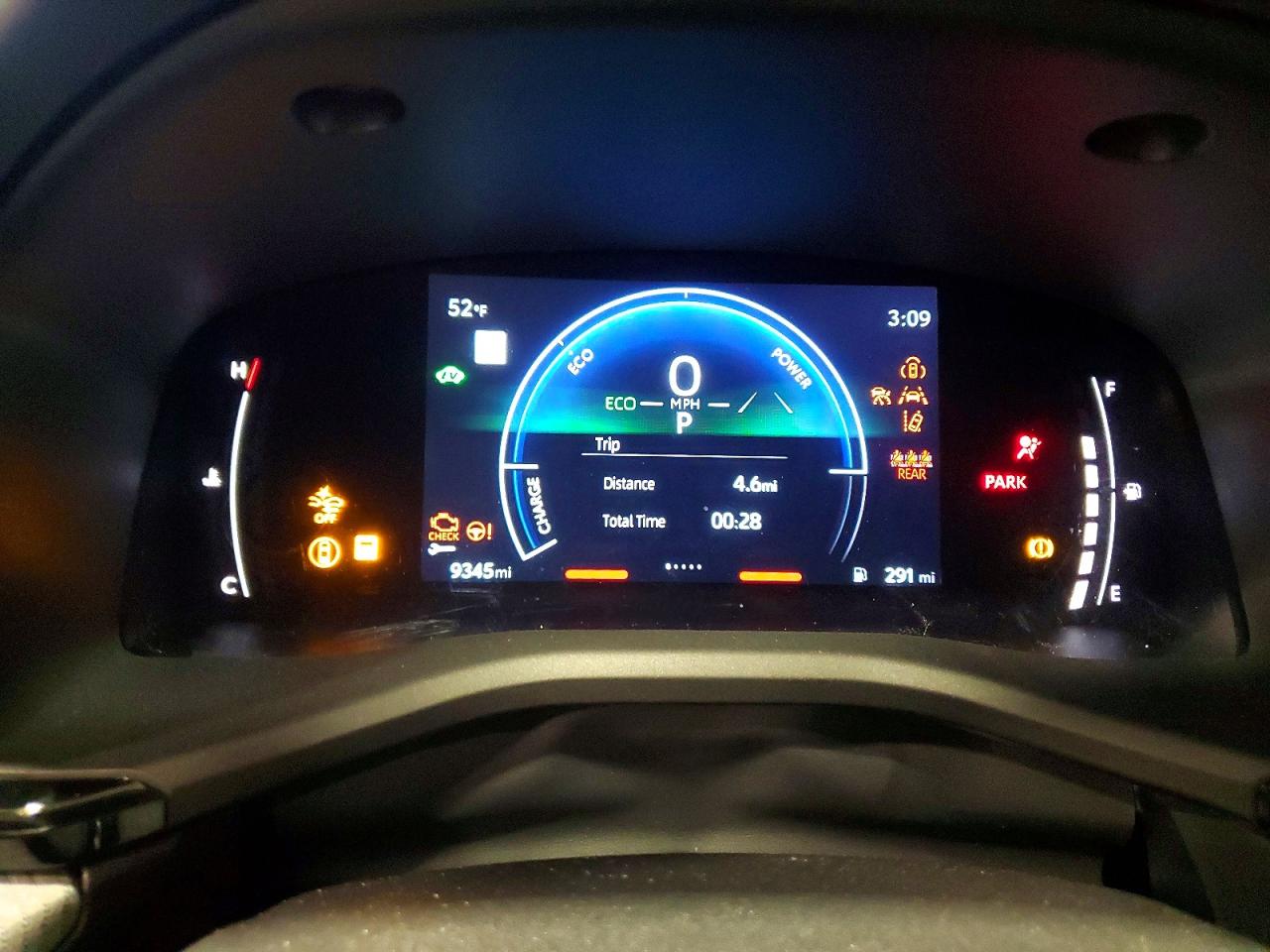 2026 TOYOTA CAMRY SE photo 9