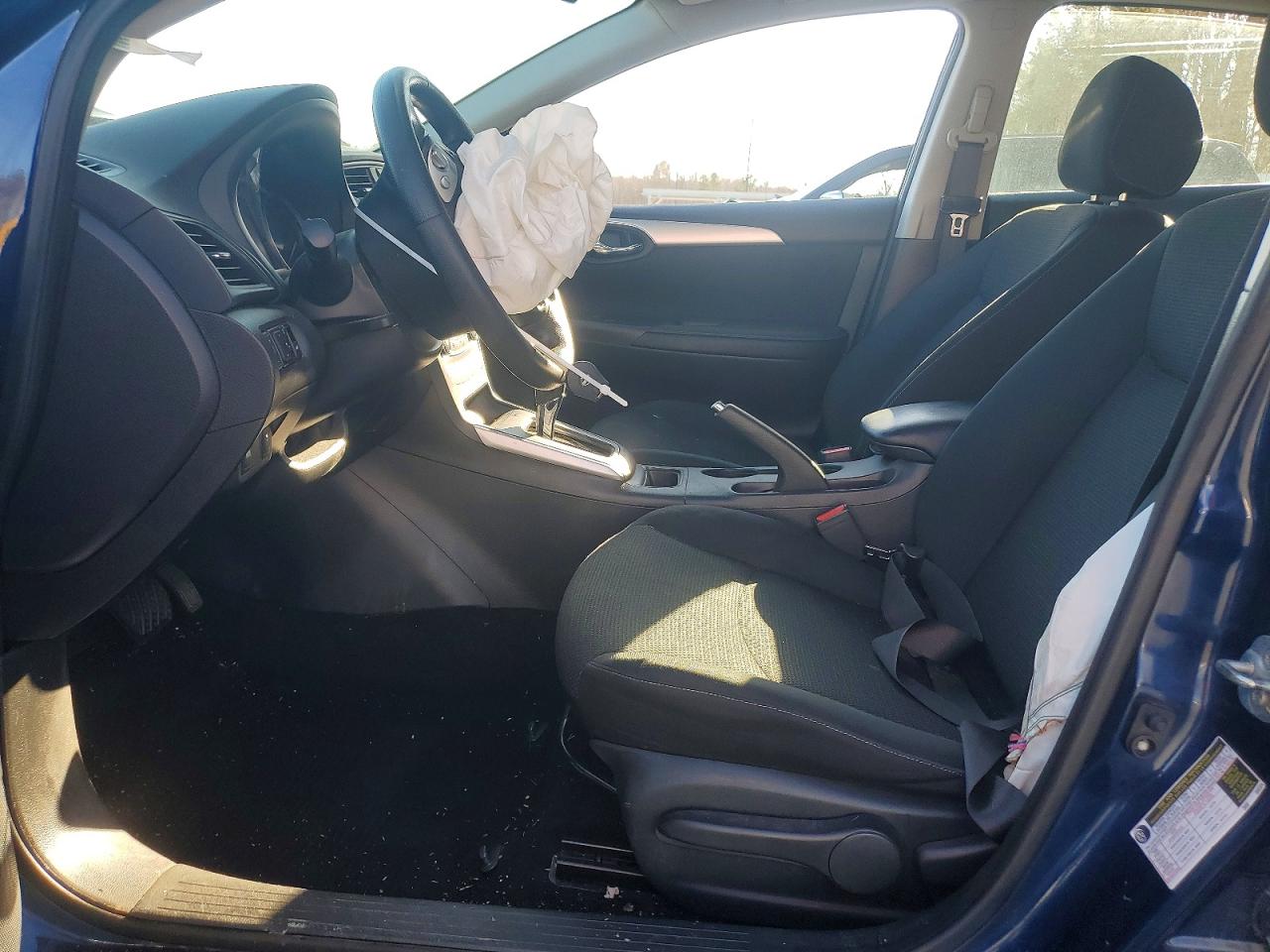 2019 NISSAN SENTRA S photo 7
