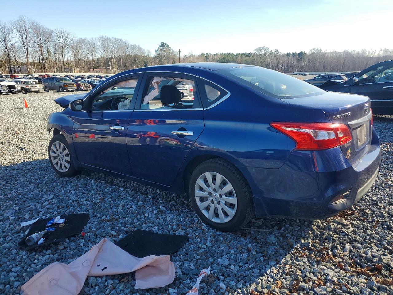 2019 NISSAN SENTRA S photo 2