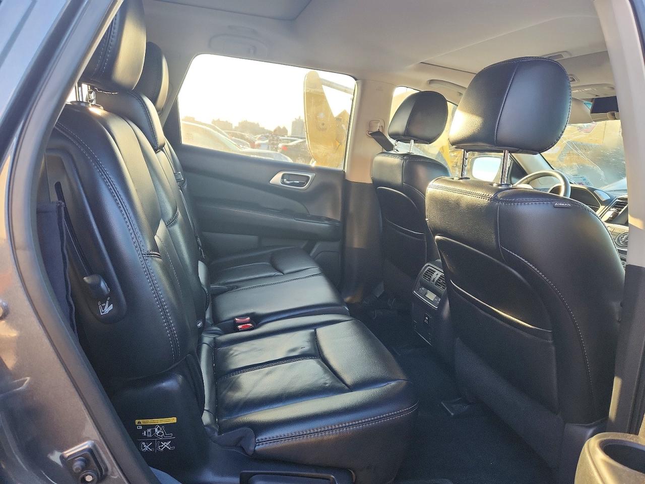 2017 NISSAN PATHFINDER S photo 21