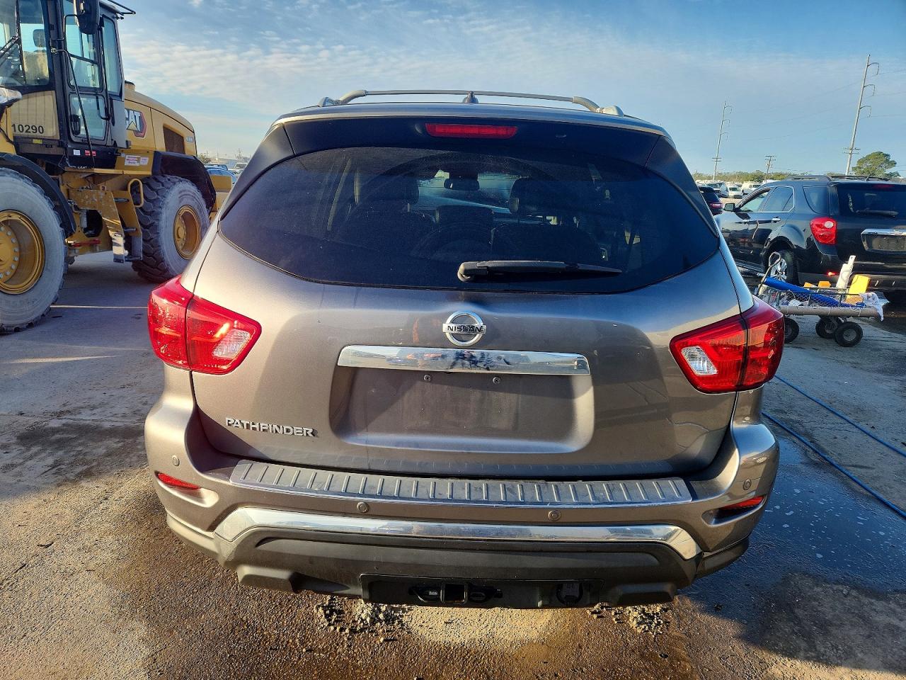 2017 NISSAN PATHFINDER S photo 11