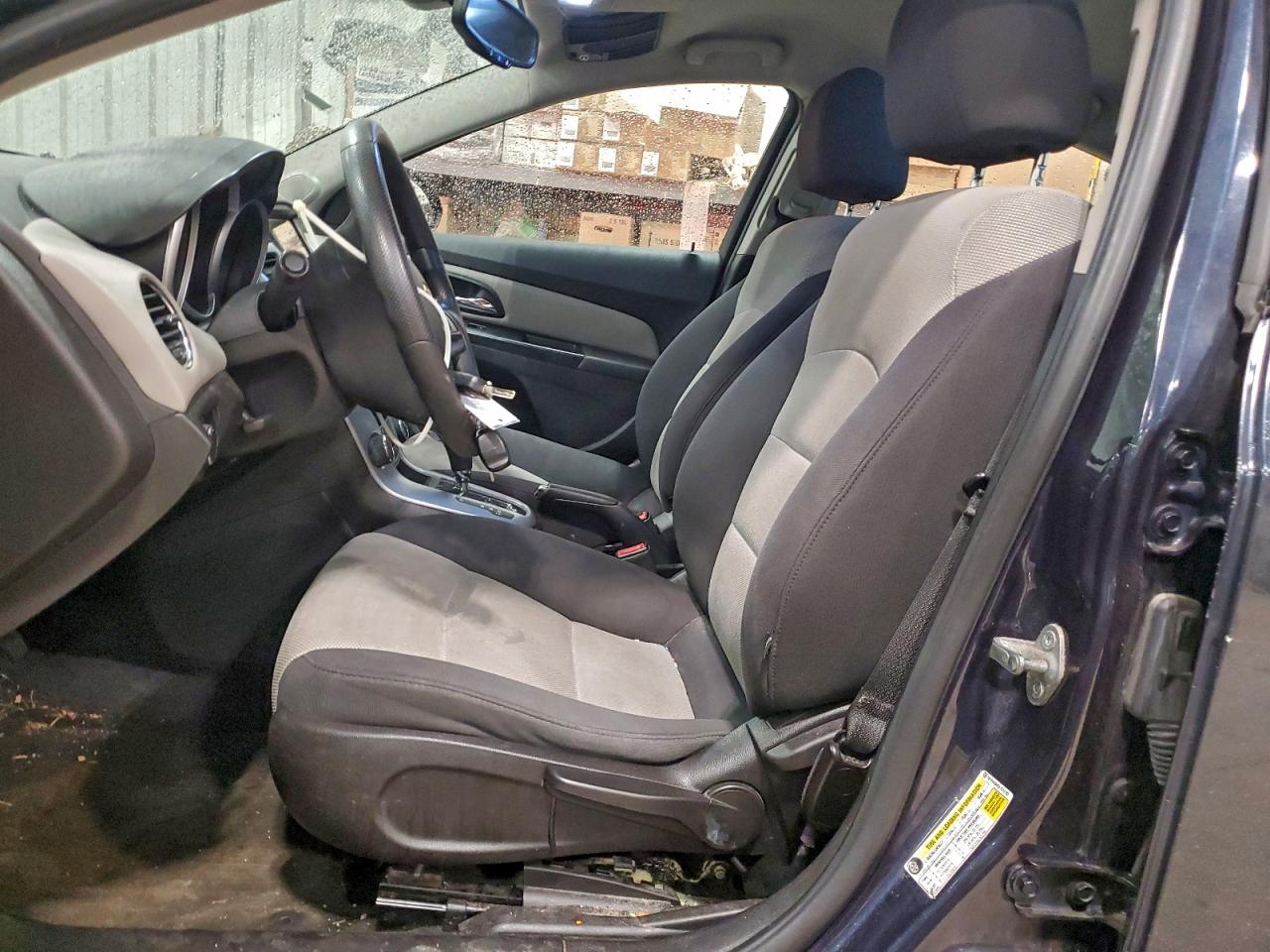 2014 CHEVROLET CRUZE LS photo 7