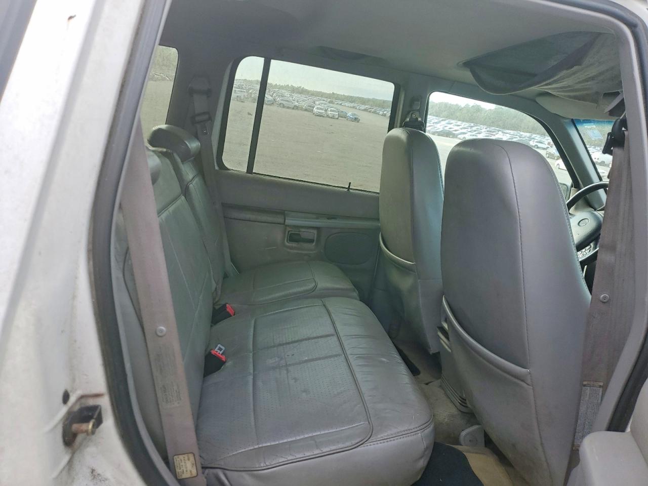 1998 MERCURY MOUNTAINEER photo 11