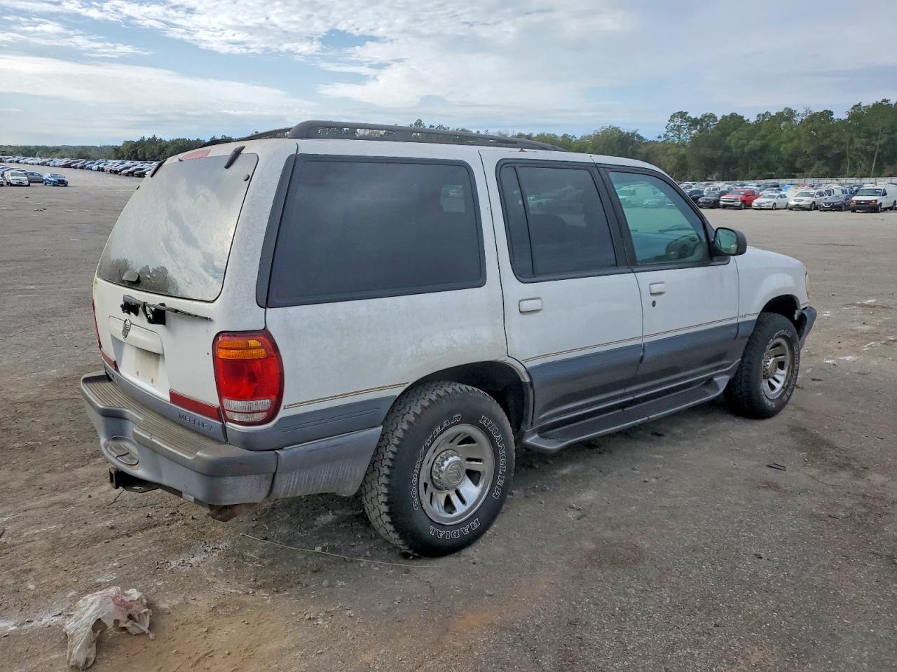1998 MERCURY MOUNTAINEER photo 3