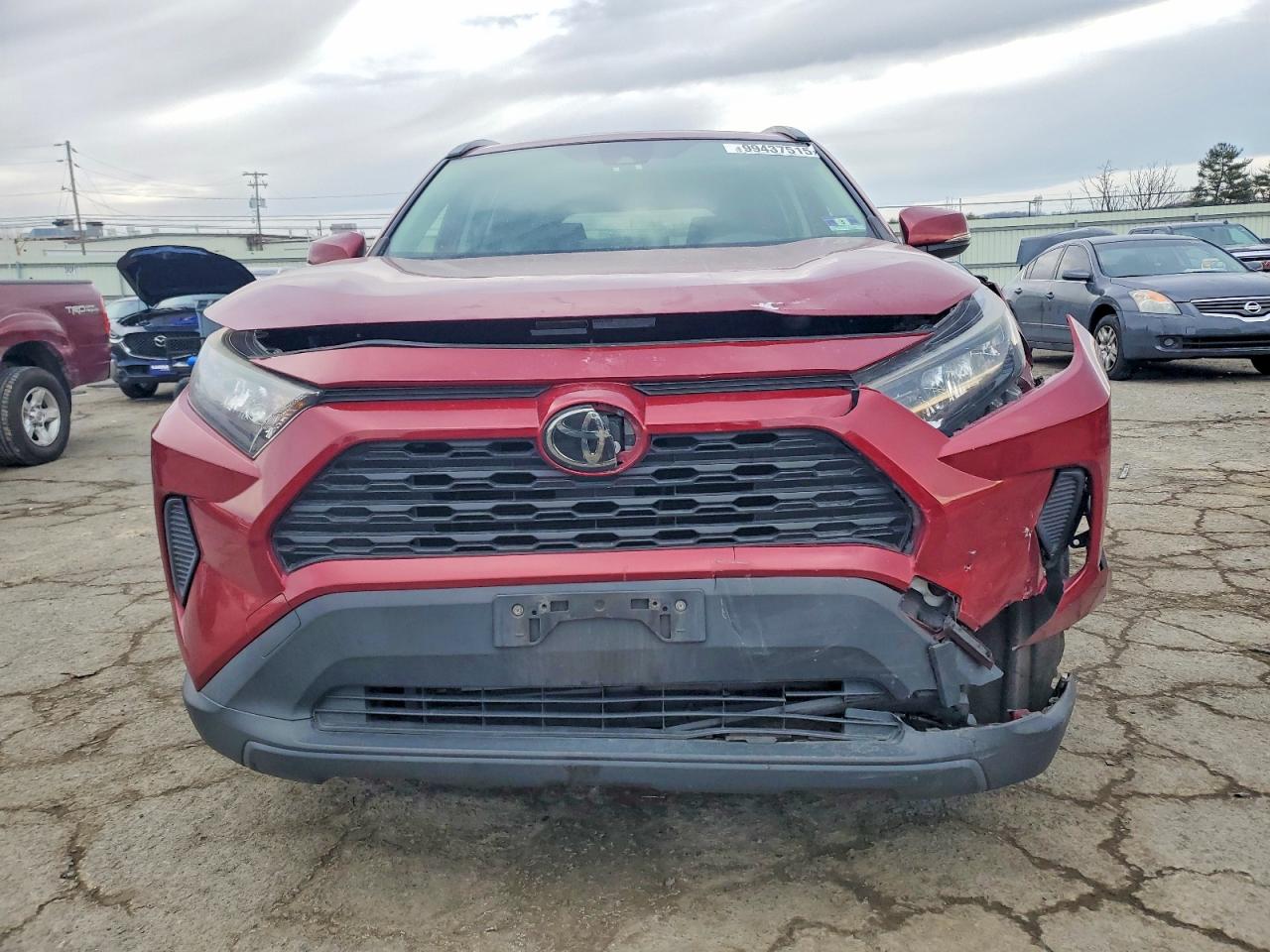 2019 TOYOTA RAV4 LE photo 5