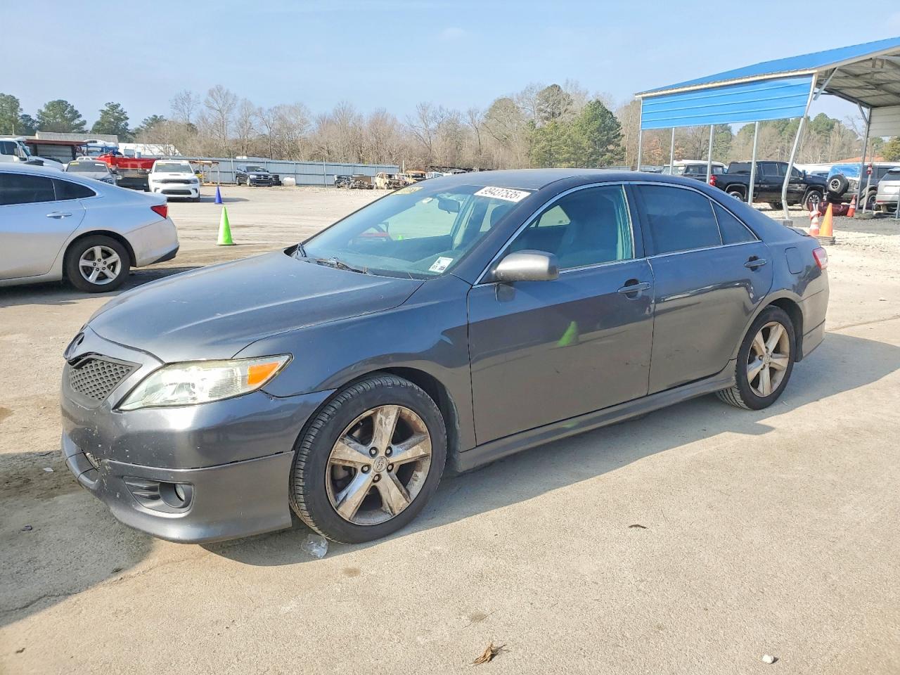 2011 TOYOTA CAMRY