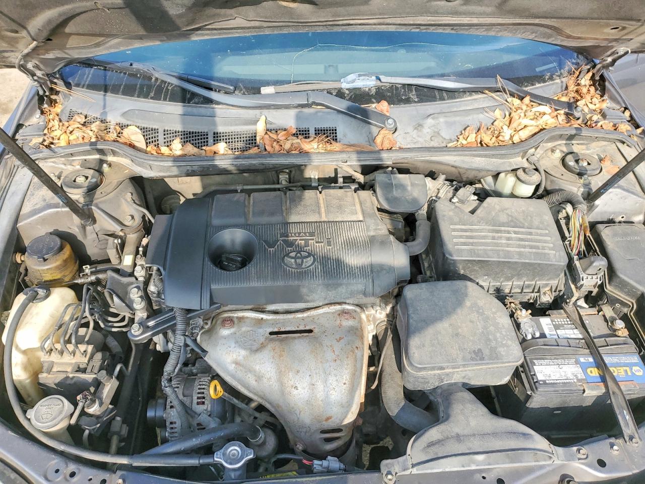 2011 TOYOTA CAMRY BASE photo 11