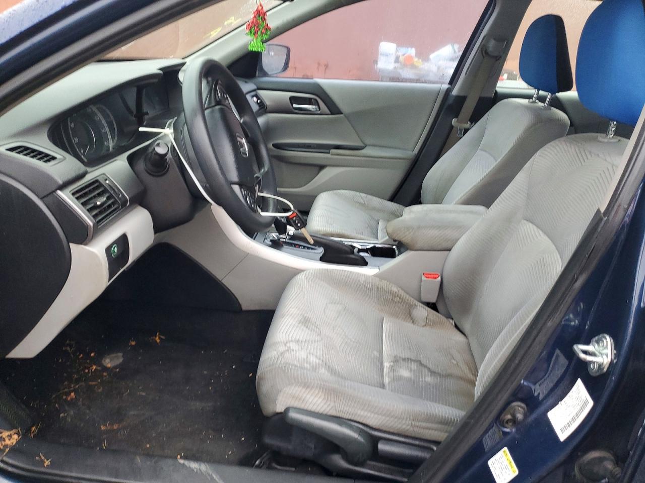 2015 HONDA ACCORD LX photo 7
