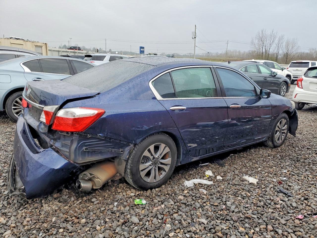 2015 HONDA ACCORD LX photo 3
