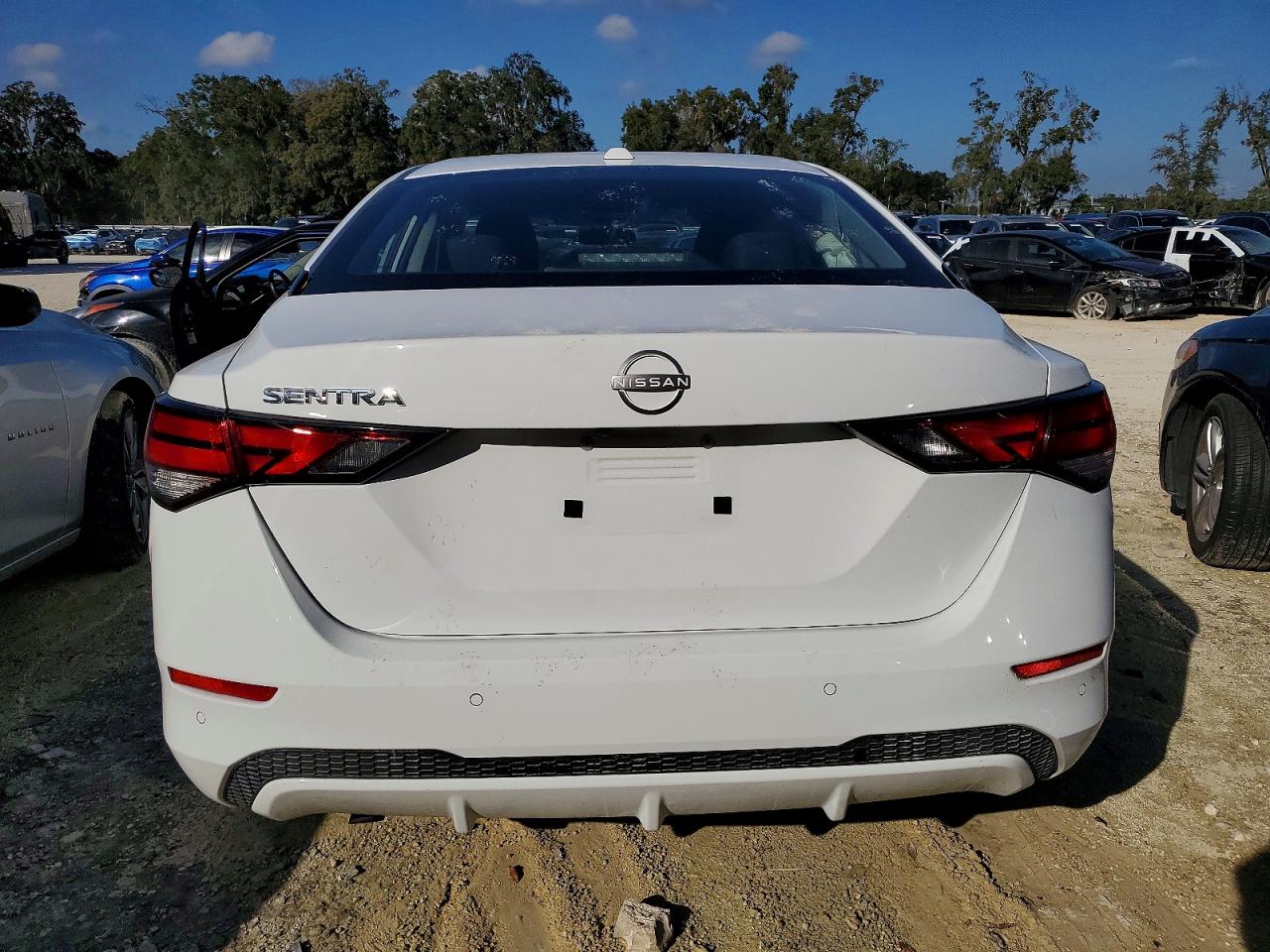 2025 NISSAN SENTRA SV photo 6