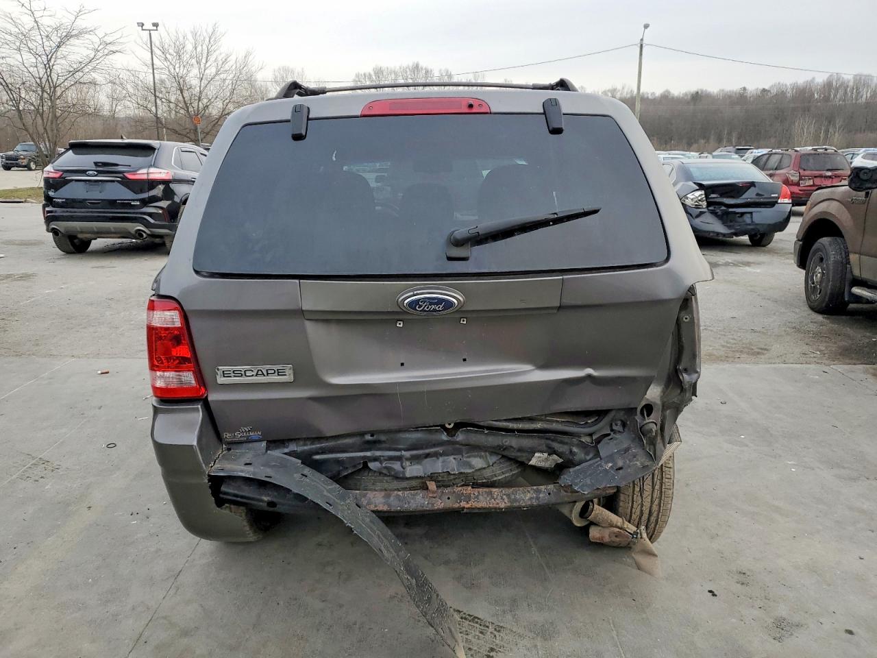 2010 FORD ESCAPE XLT photo 6