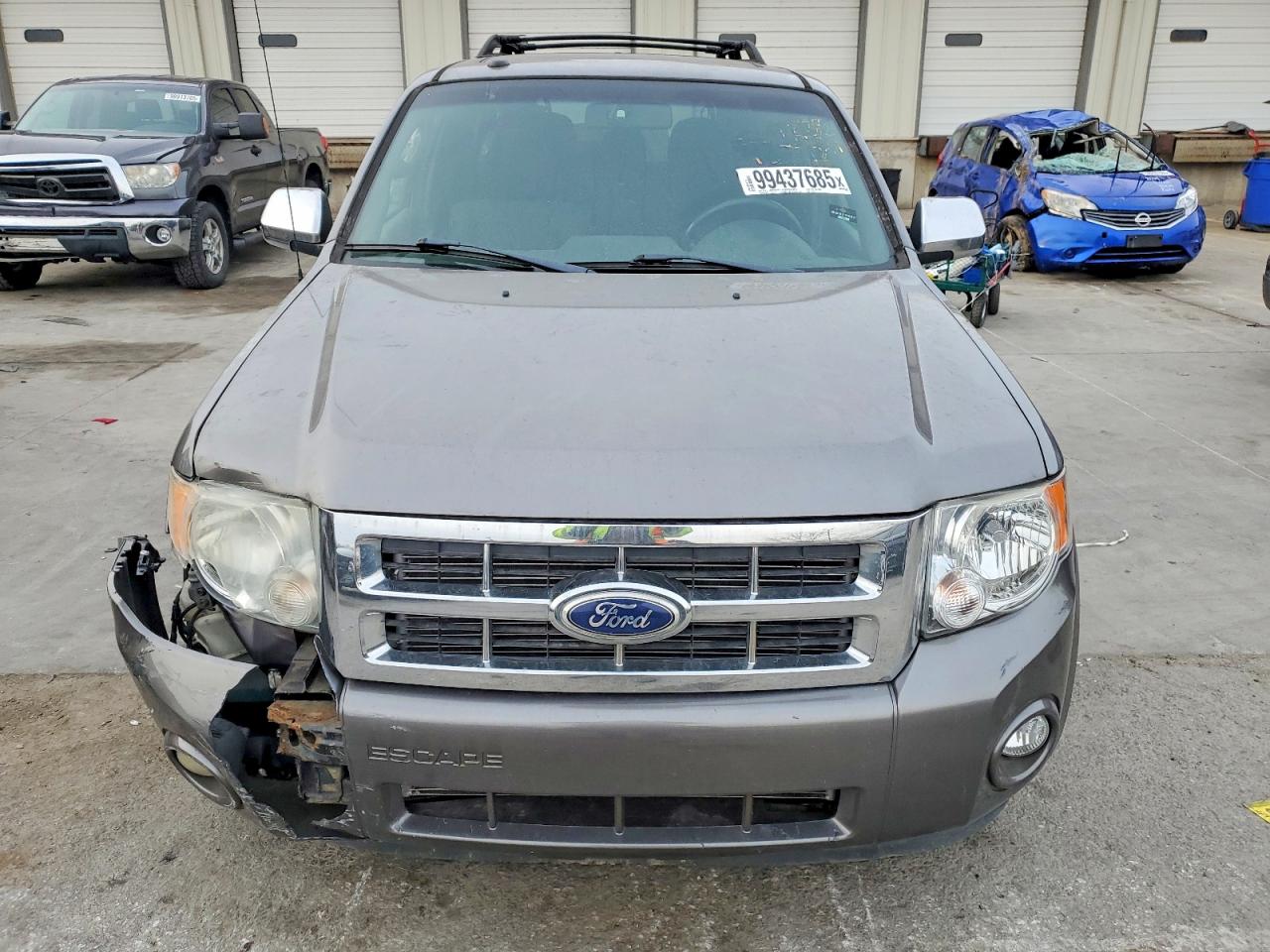 2010 FORD ESCAPE XLT photo 5