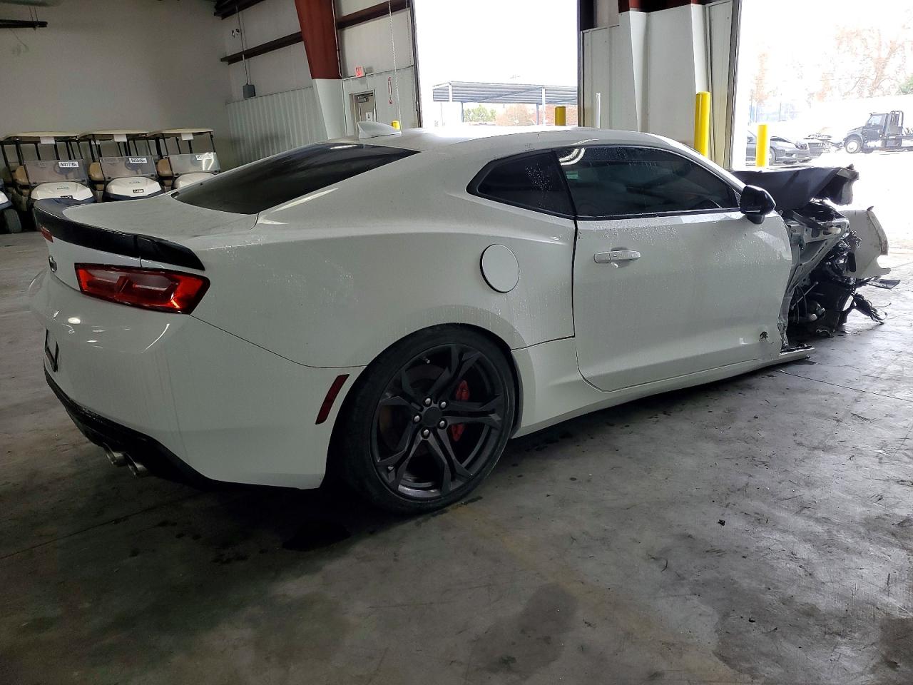 2017 CHEVROLET CAMARO SS photo 5