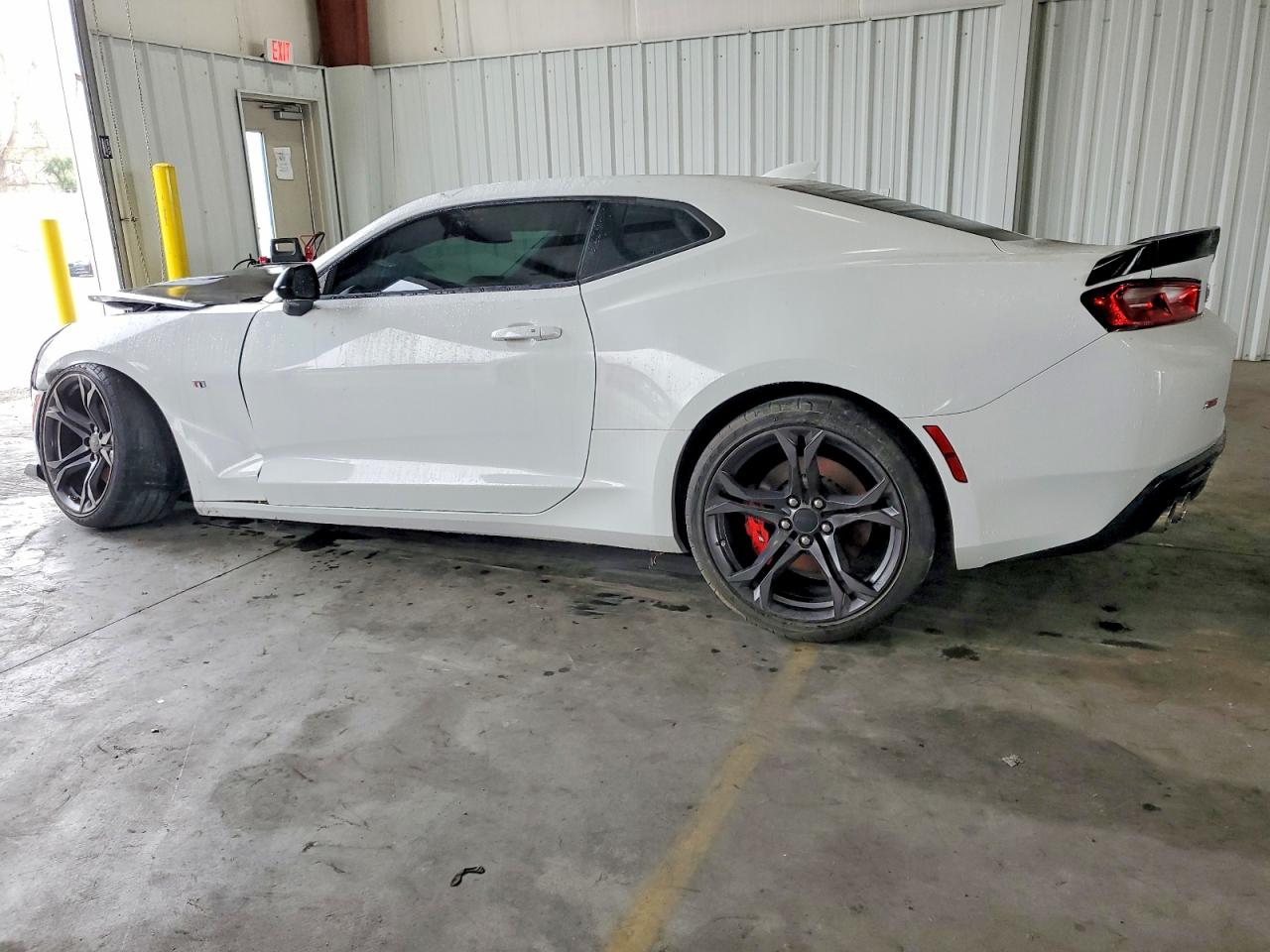 2017 CHEVROLET CAMARO SS photo 3