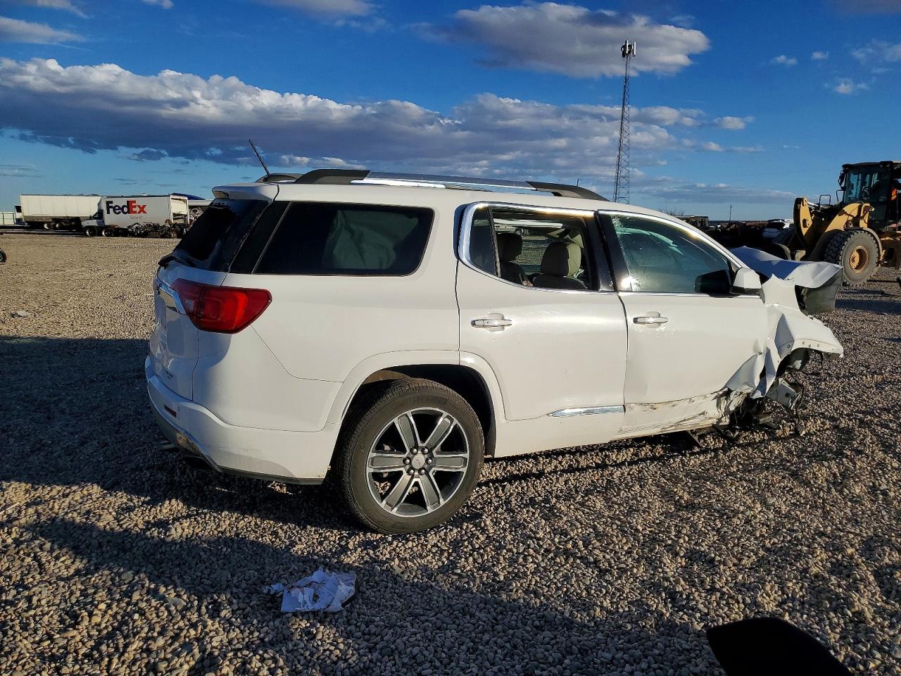 2019 GMC ACADIA DENALI photo 3