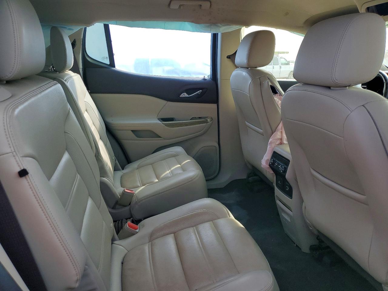 2019 GMC ACADIA DENALI photo 11
