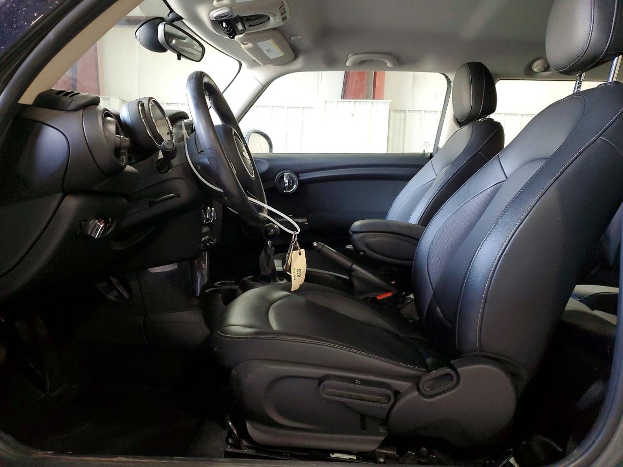 2019 MINI COOPER photo 7