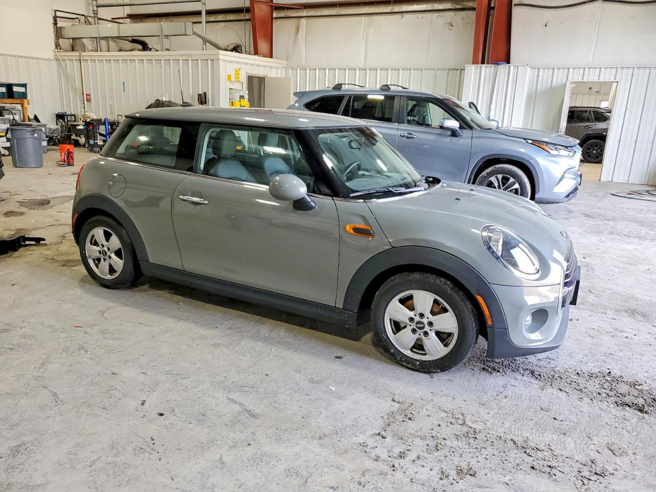 2019 MINI COOPER photo 4