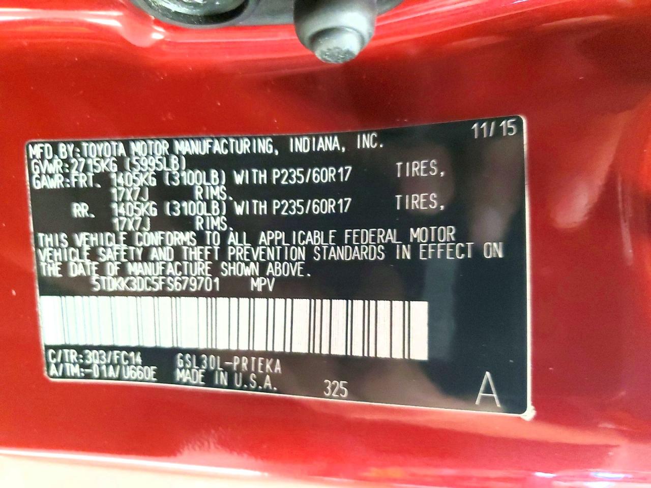 2015 TOYOTA SIENNA LE photo 13