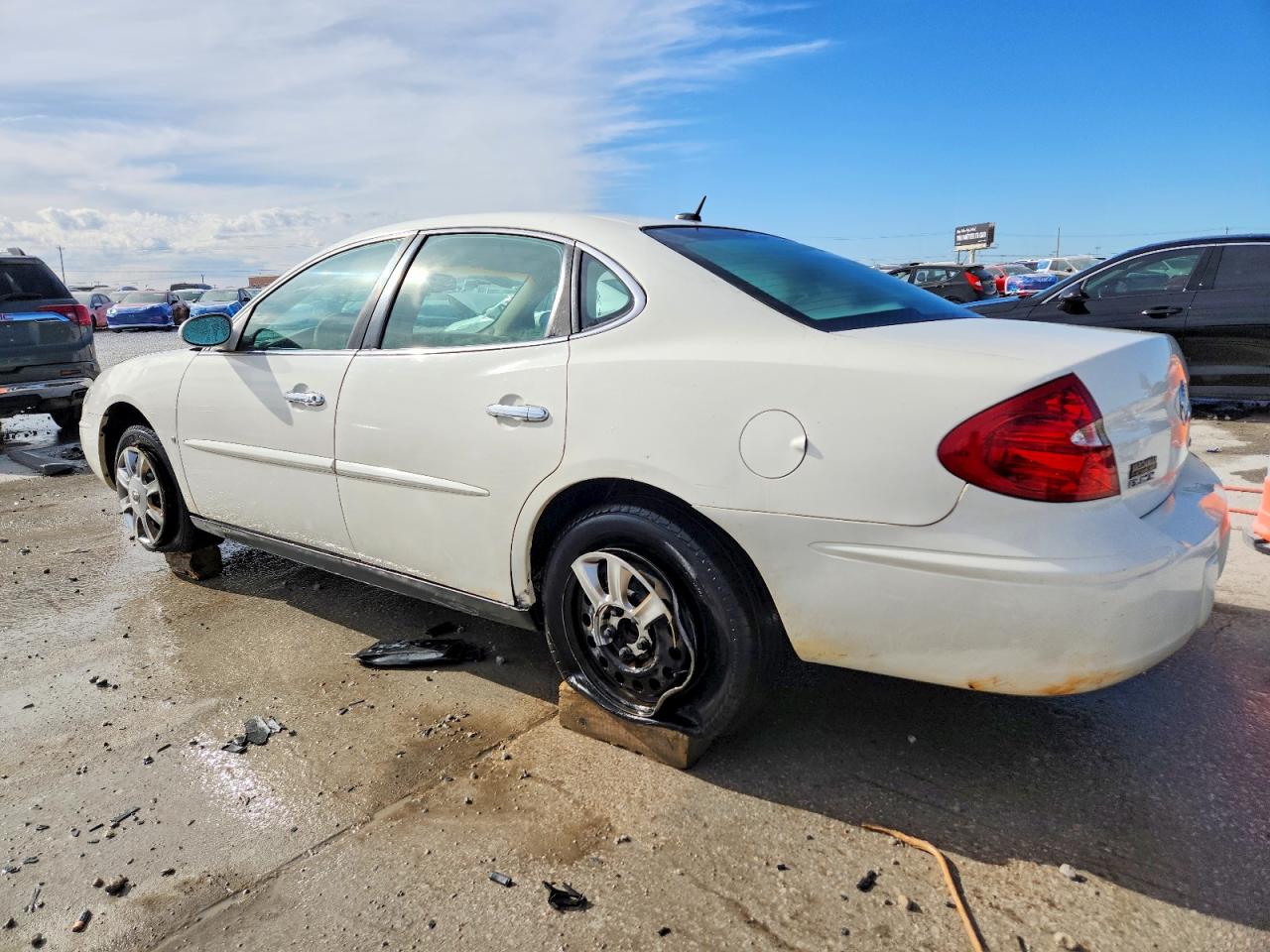 2006 BUICK LACROSSE CX photo 2