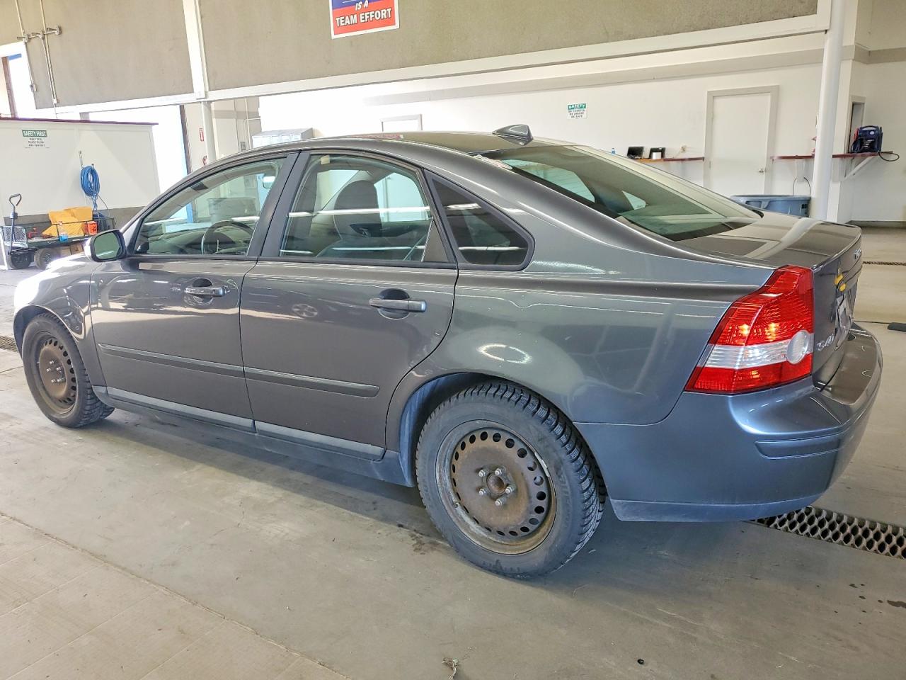 2007 VOLVO S40 2.4I photo 2