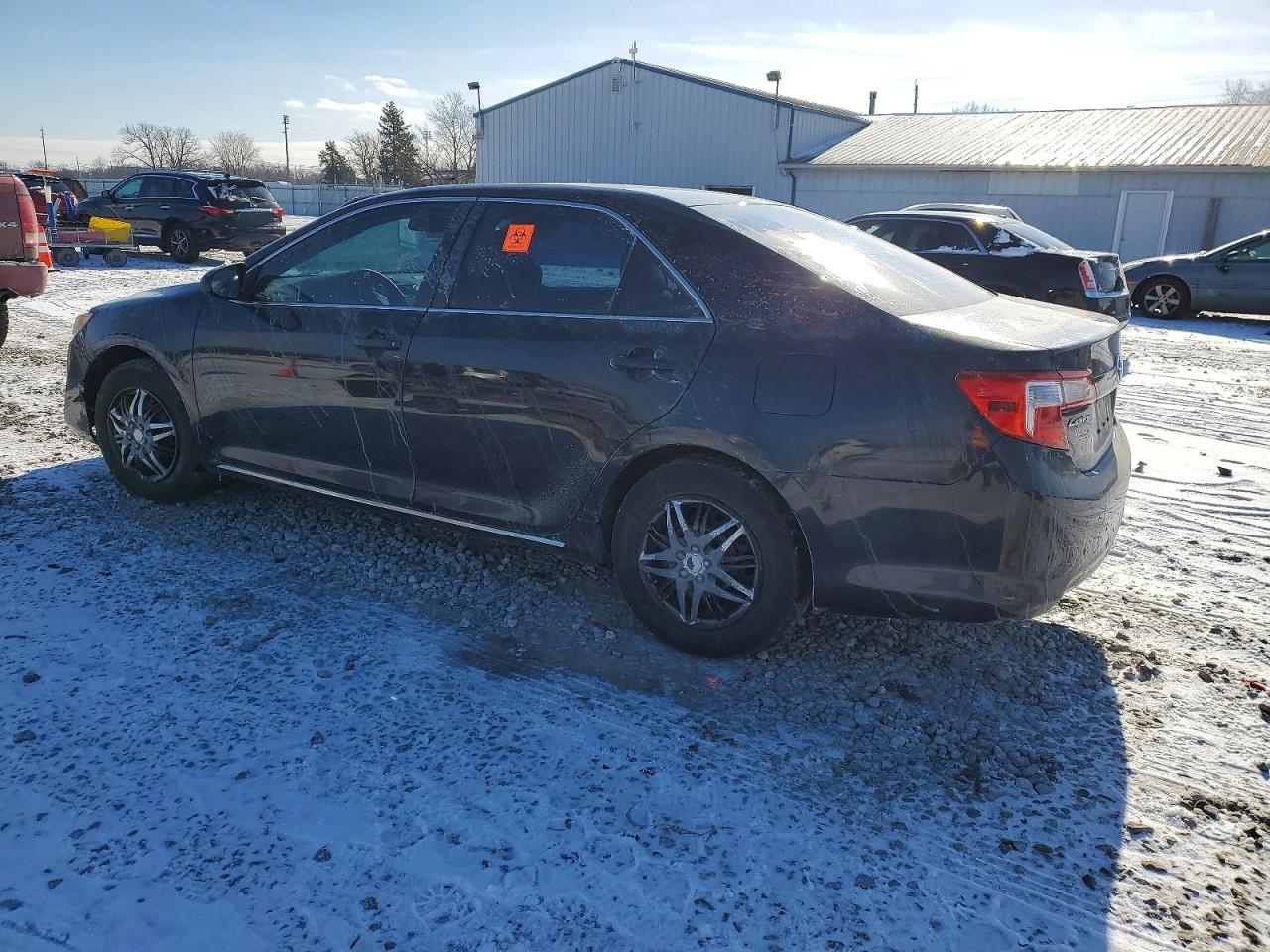 2014 TOYOTA CAMRY L photo 2