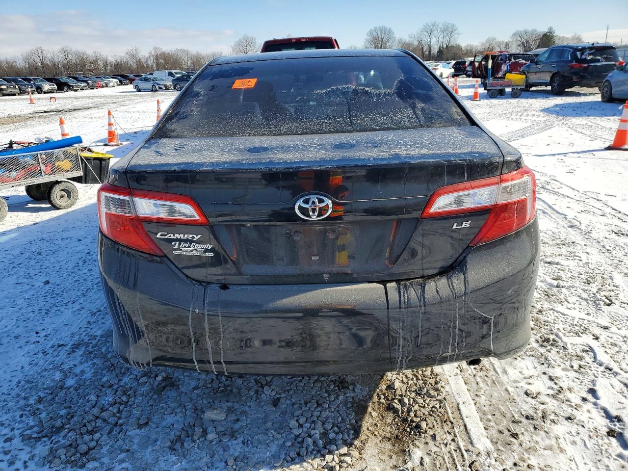 2014 TOYOTA CAMRY L photo 6