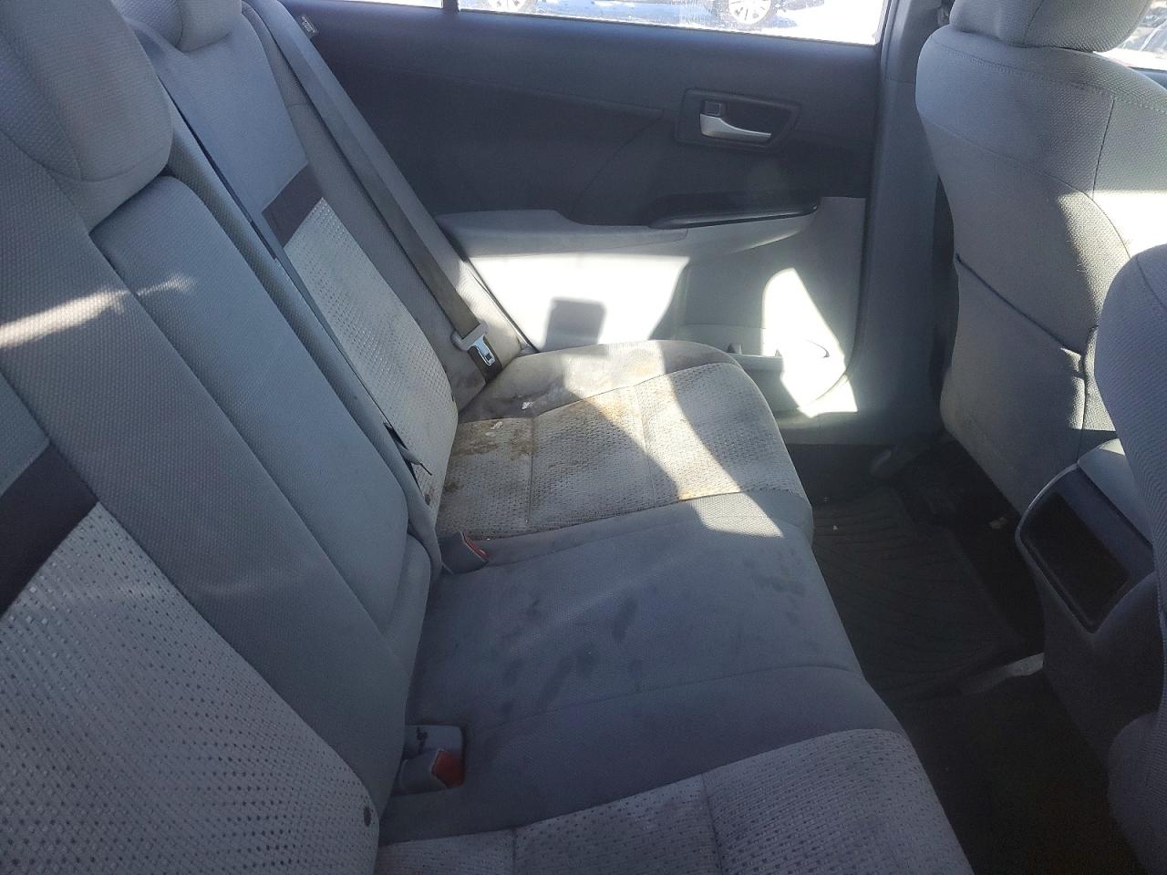 2014 TOYOTA CAMRY L photo 10