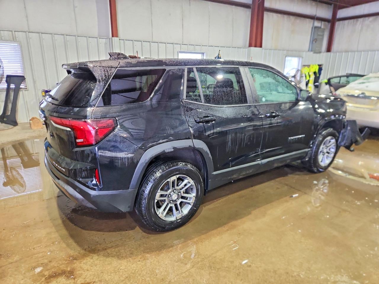 2025 GMC TERRAIN ELEVATION photo 3