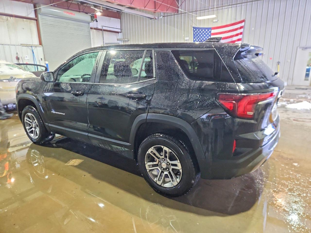 2025 GMC TERRAIN ELEVATION photo 2