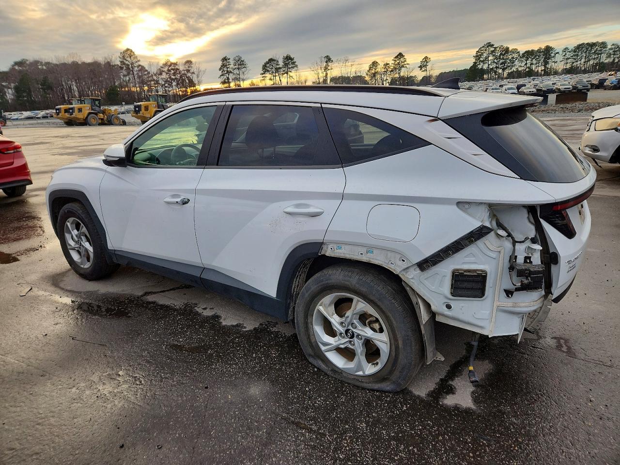 2022 HYUNDAI TUCSON SEL photo 2