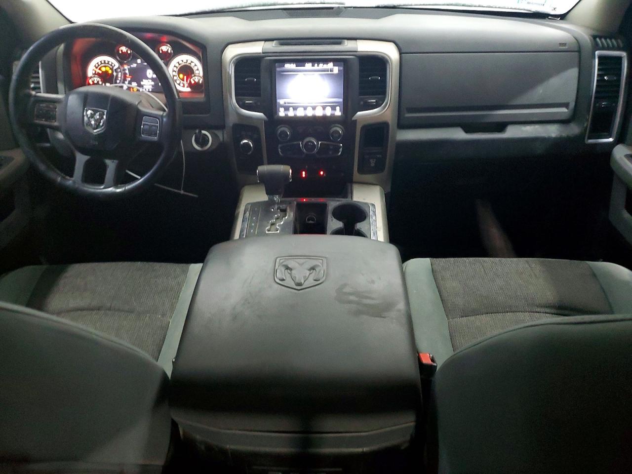 2013 RAM 1500 SLT photo 8